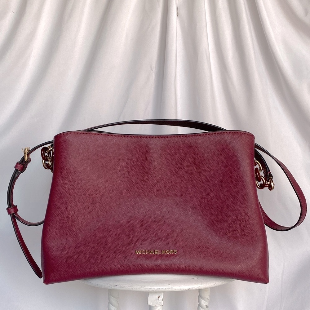 Michael Kors Bag - Picture 2 of 8